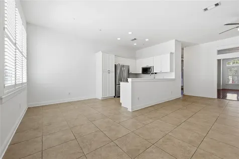 132 NE 4th Street Gainesville FL 32601
