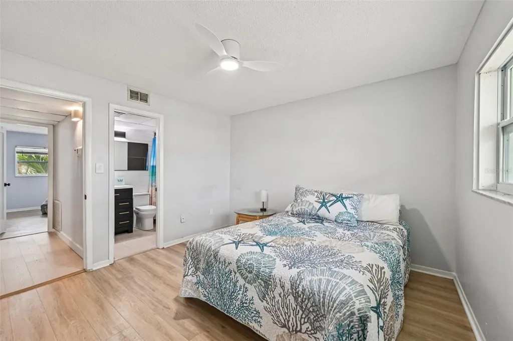 2727 75th Street W Bradenton FL 34209