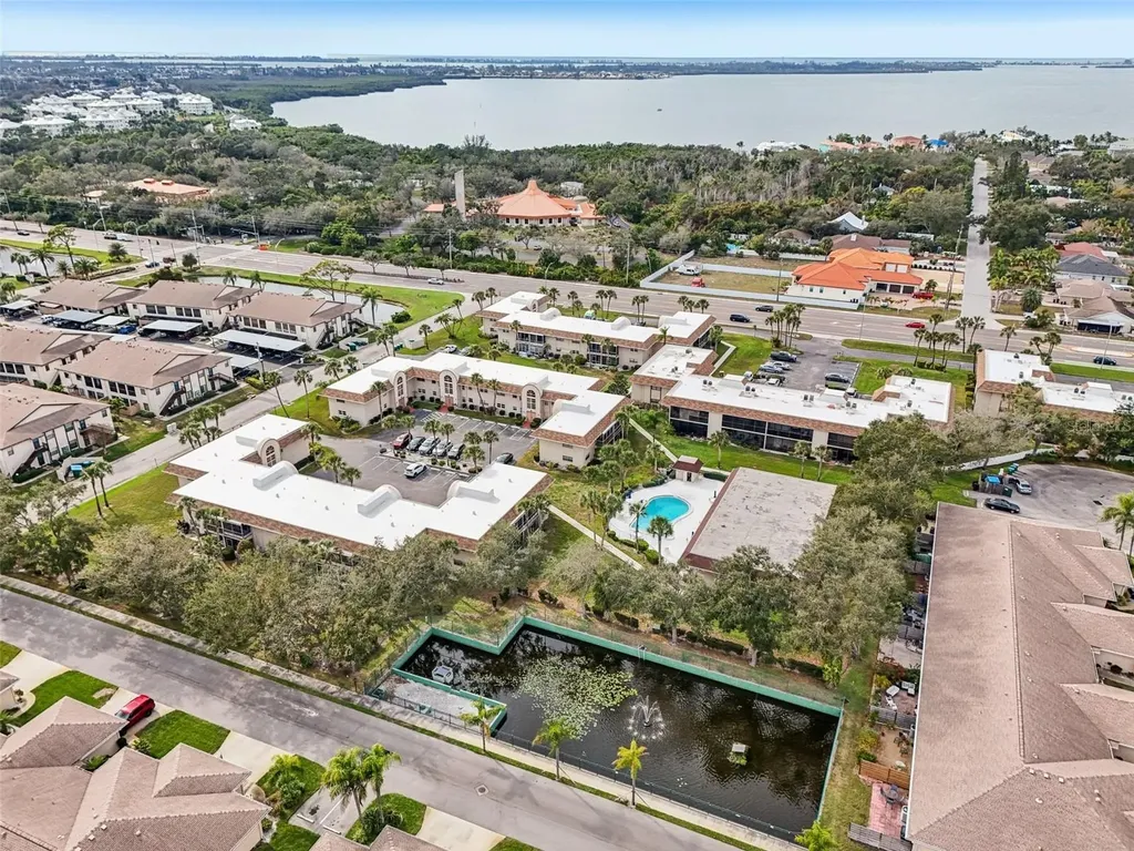 2727 75th Street W Bradenton FL 34209