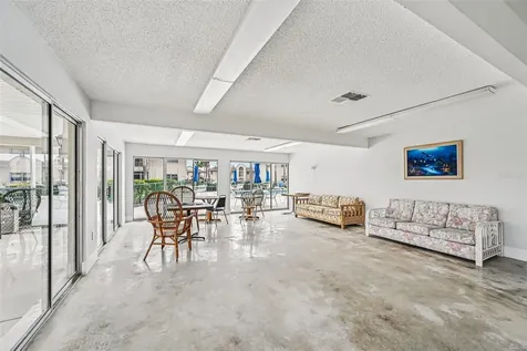 2727 75th Street W Bradenton FL 34209