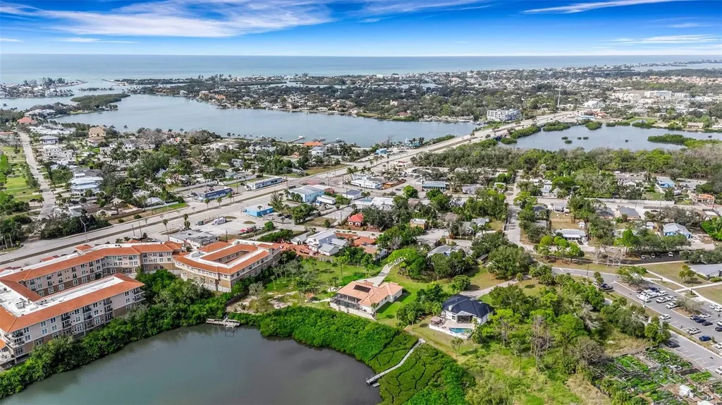 102 Brenda Lane Nokomis FL 34275