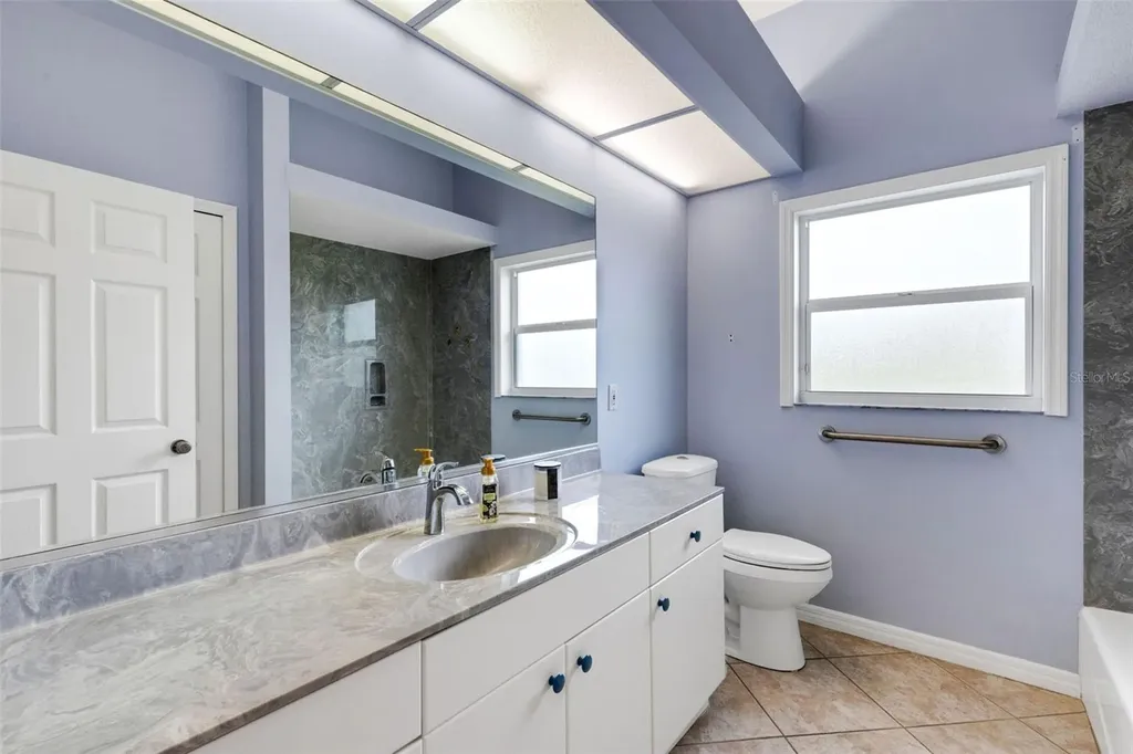 102 Brenda Lane Nokomis FL 34275