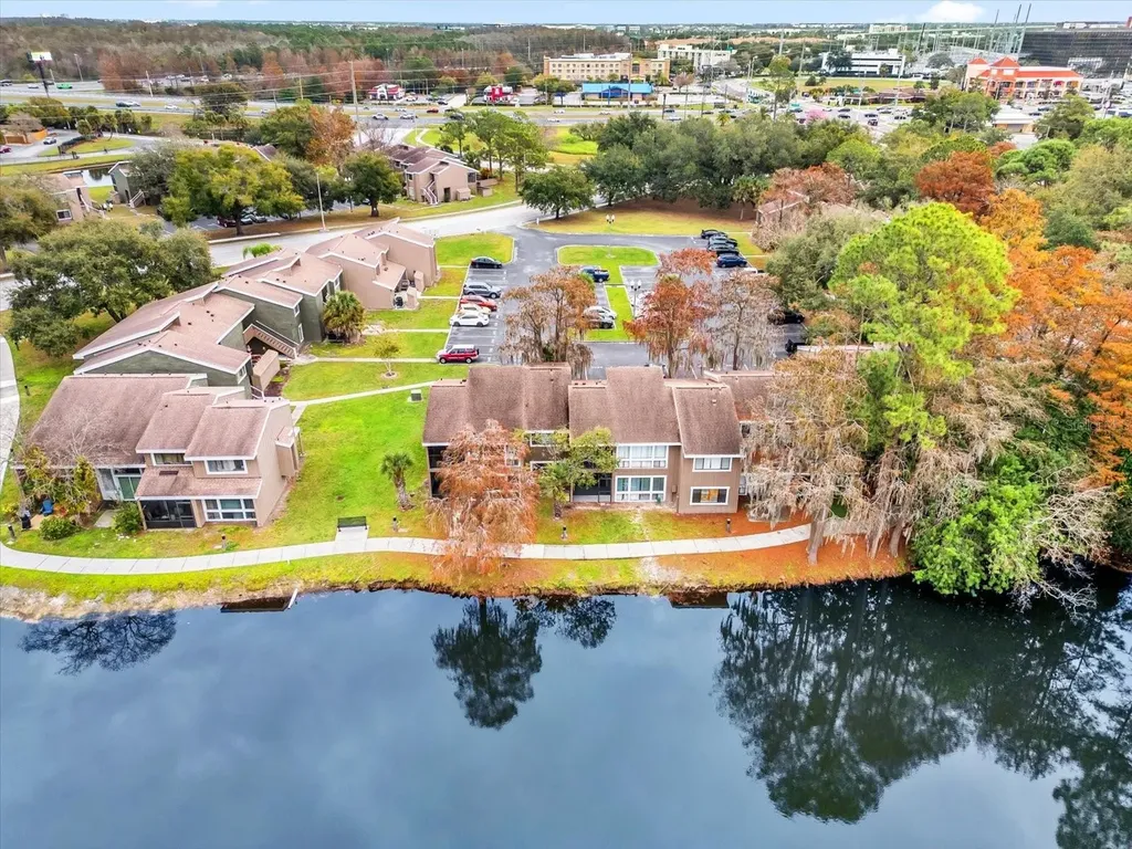 5842 Peregrine Avenue Orlando FL 32819
