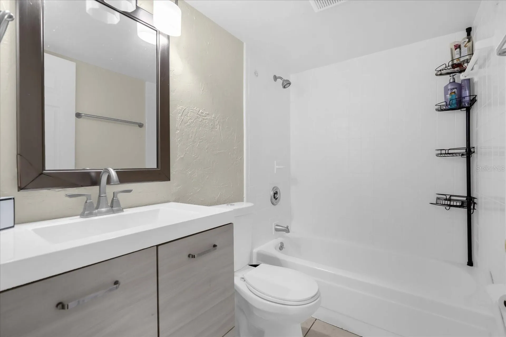 5842 Peregrine Avenue Orlando FL 32819