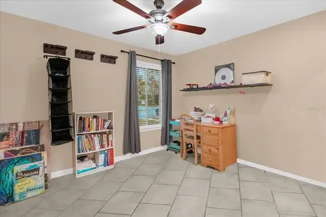 5842 Peregrine Avenue Orlando FL 32819
