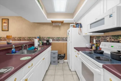 5842 Peregrine Avenue Orlando FL 32819