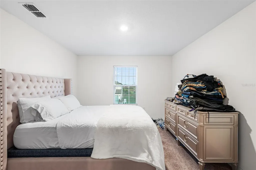 5327 New Friendship Place Tampa FL 33619