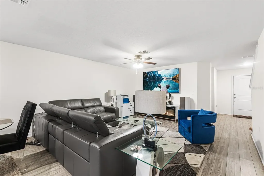 5327 New Friendship Place Tampa FL 33619