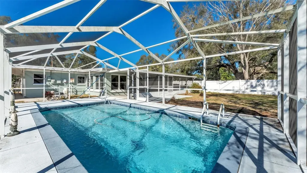 310 17th Street NE Winter Haven FL 33881