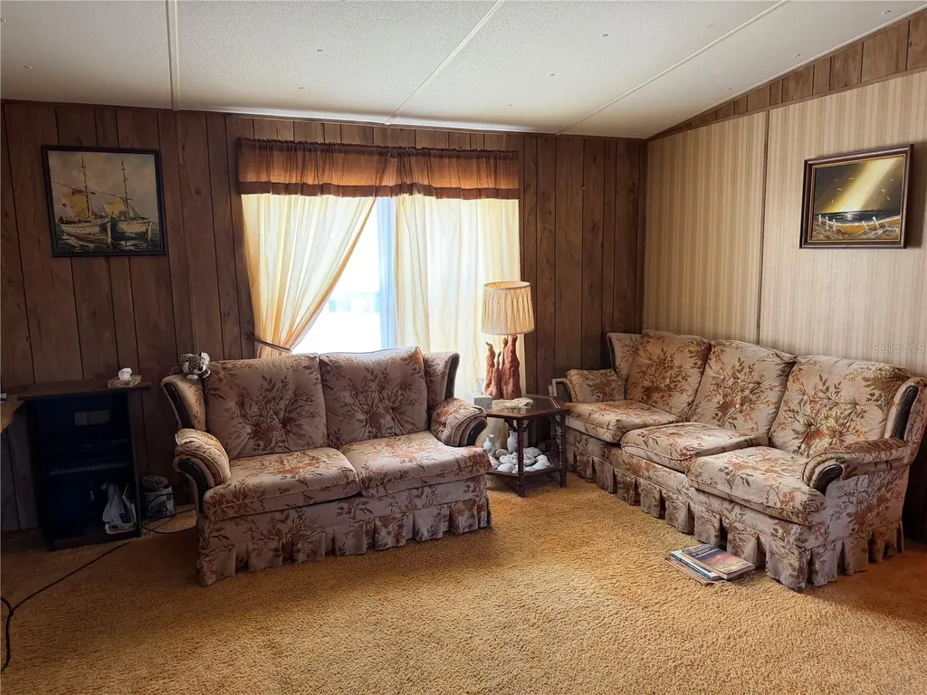 217 Gary Avenue Oak Hill FL 32759