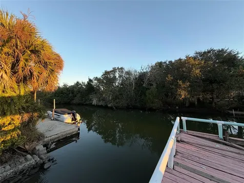 217 Gary Avenue Oak Hill FL 32759