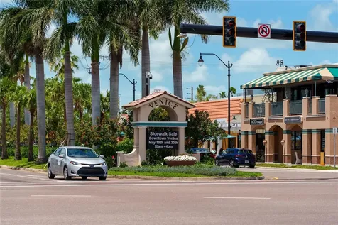 507 Sante Joseph Street Venice FL 34285