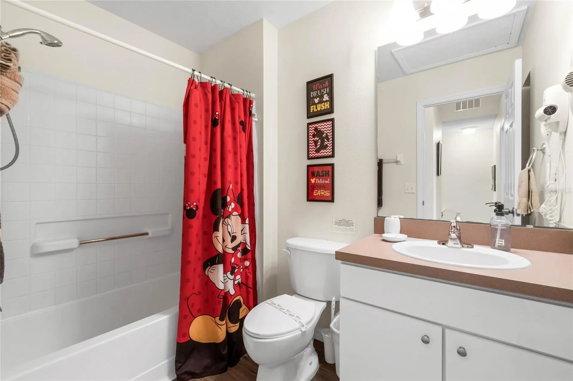 105 Pompano Beach Drive Kissimmee FL 34746