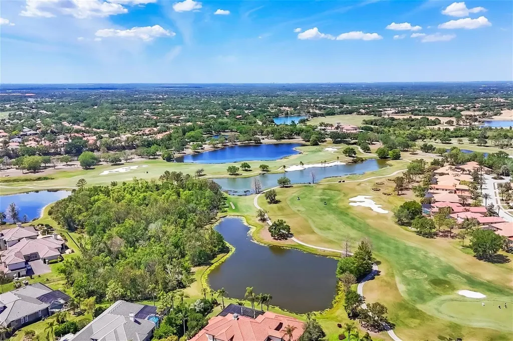 7042 Vilamoura Place Lakewood Ranch FL 34202