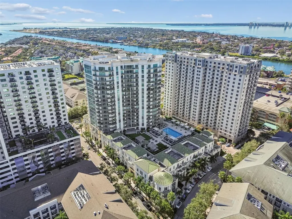 450 Knights Run Avenue Tampa FL 33602