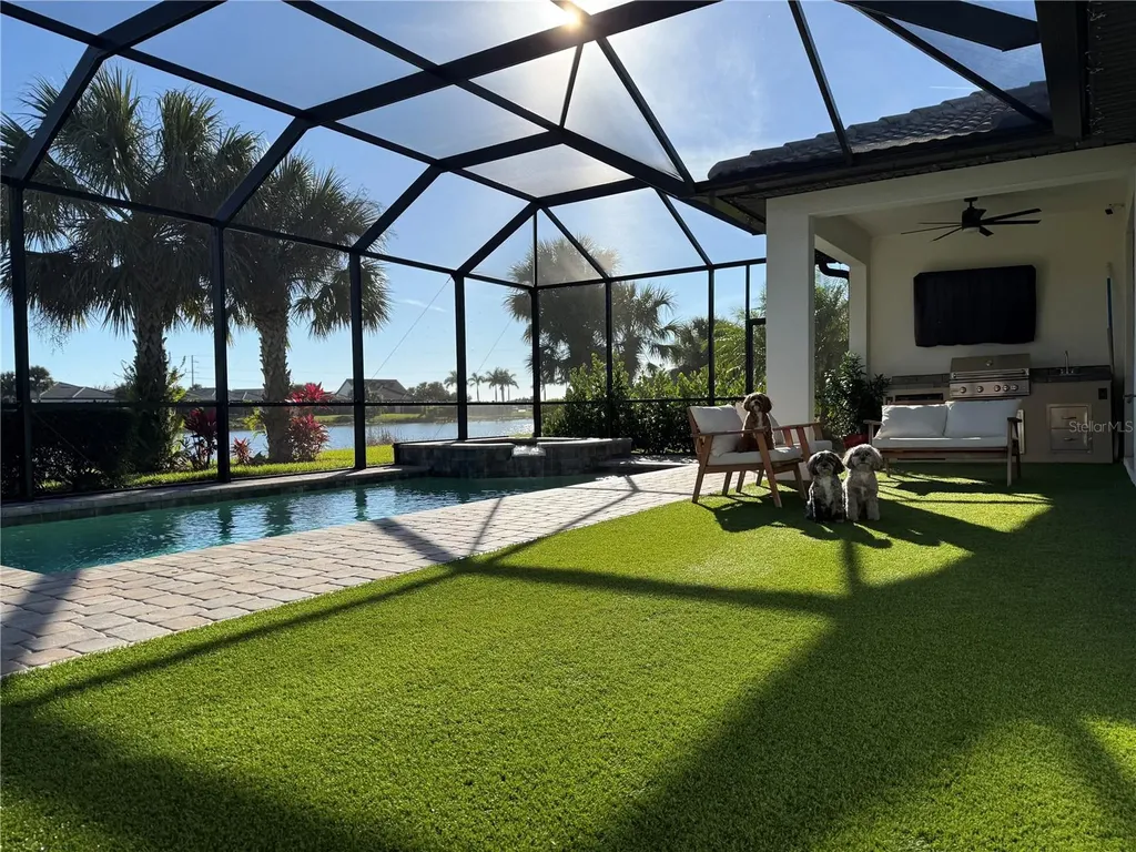 5737 Bay Pine Way Sarasota FL 34238