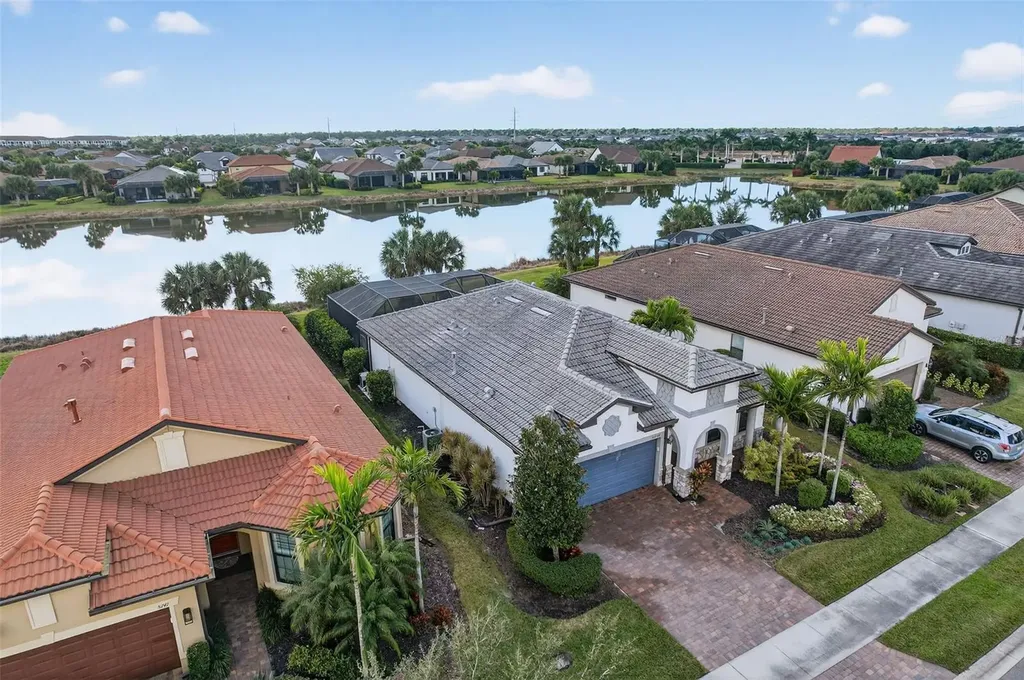 5737 Bay Pine Way Sarasota FL 34238