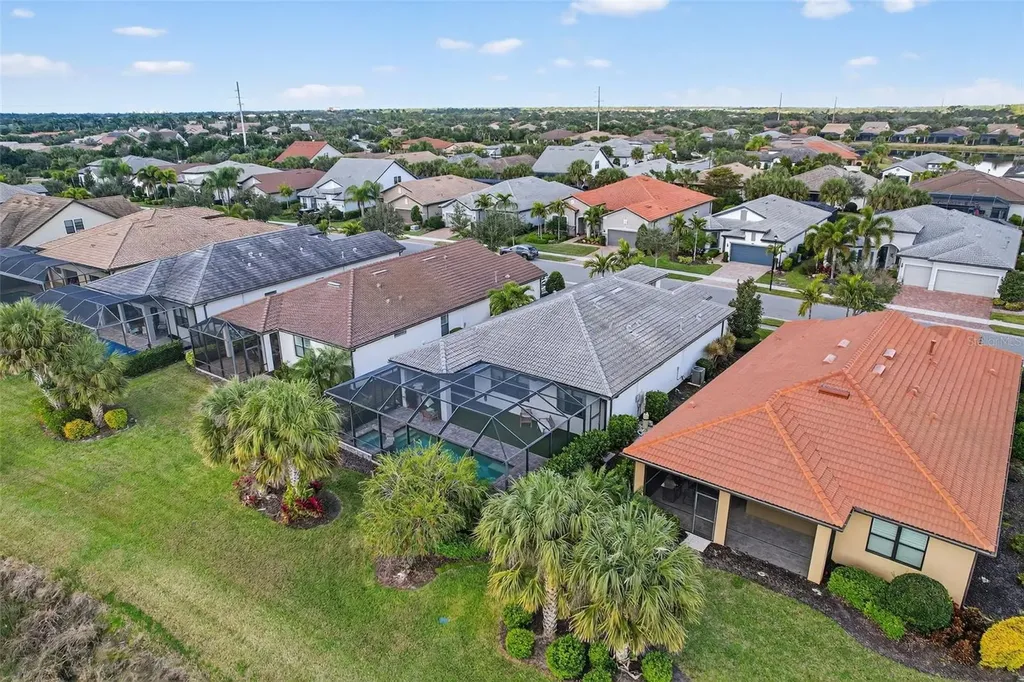 5737 Bay Pine Way Sarasota FL 34238