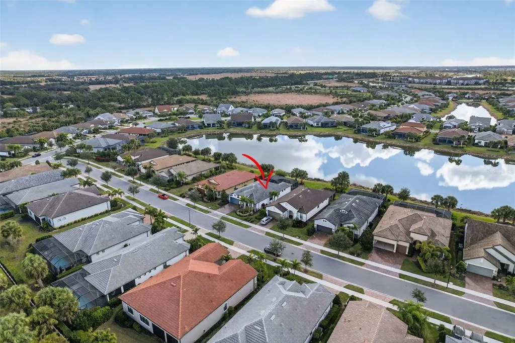 5737 Bay Pine Way Sarasota FL 34238