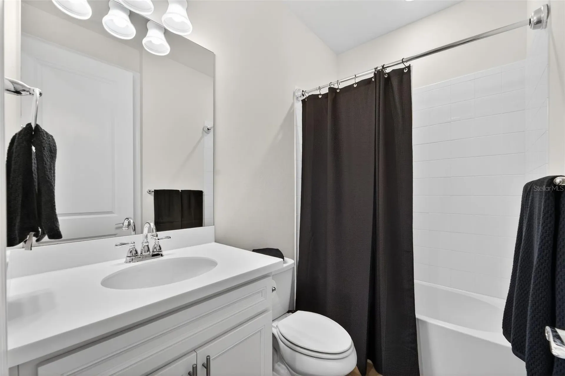 5737 Bay Pine Way Sarasota FL 34238