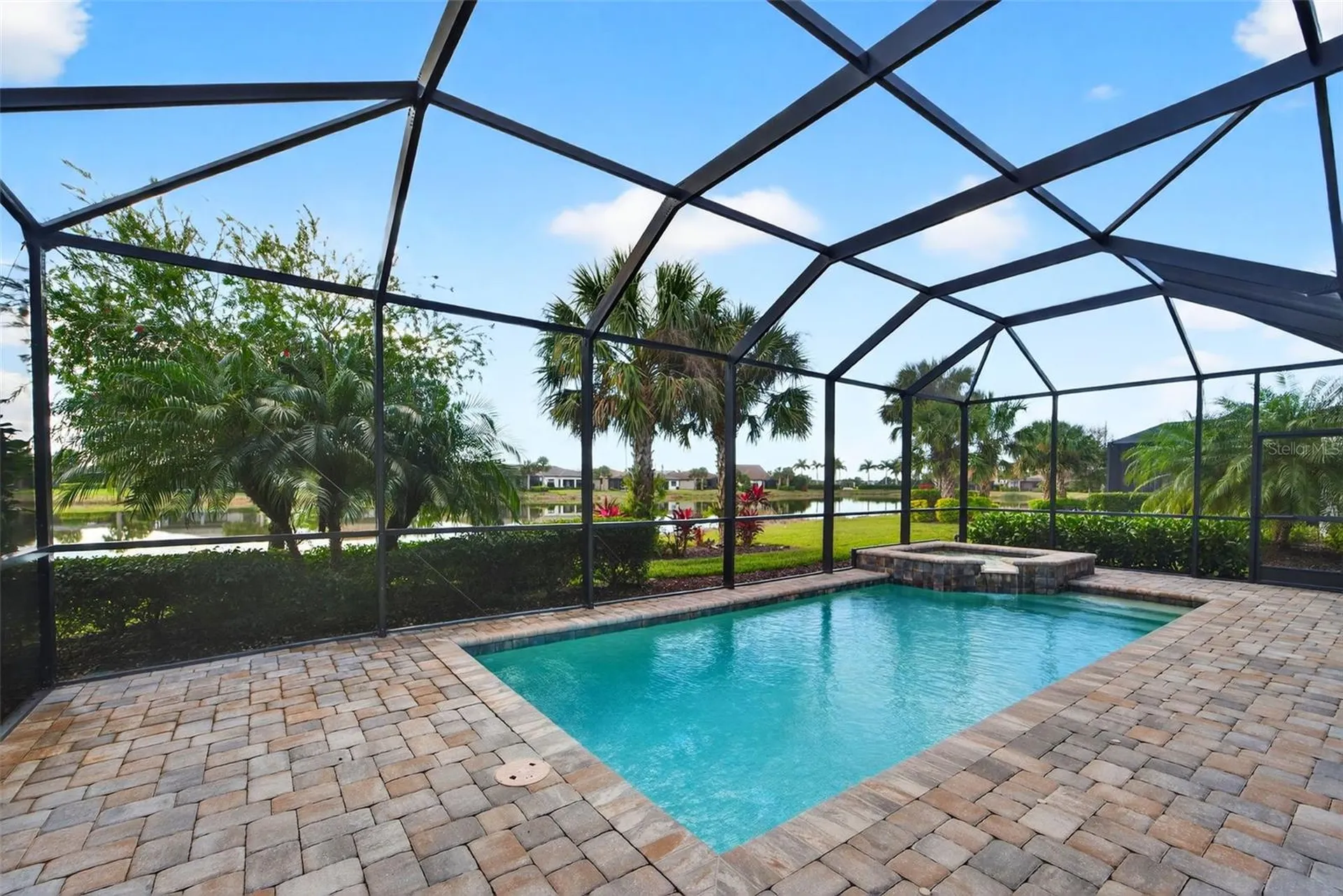 5737 Bay Pine Way Sarasota FL 34238