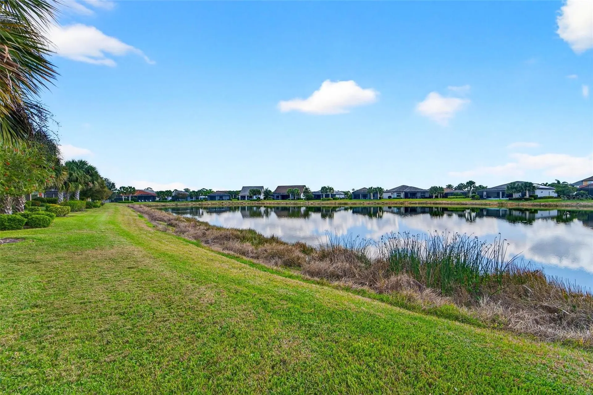 5737 Bay Pine Way Sarasota FL 34238