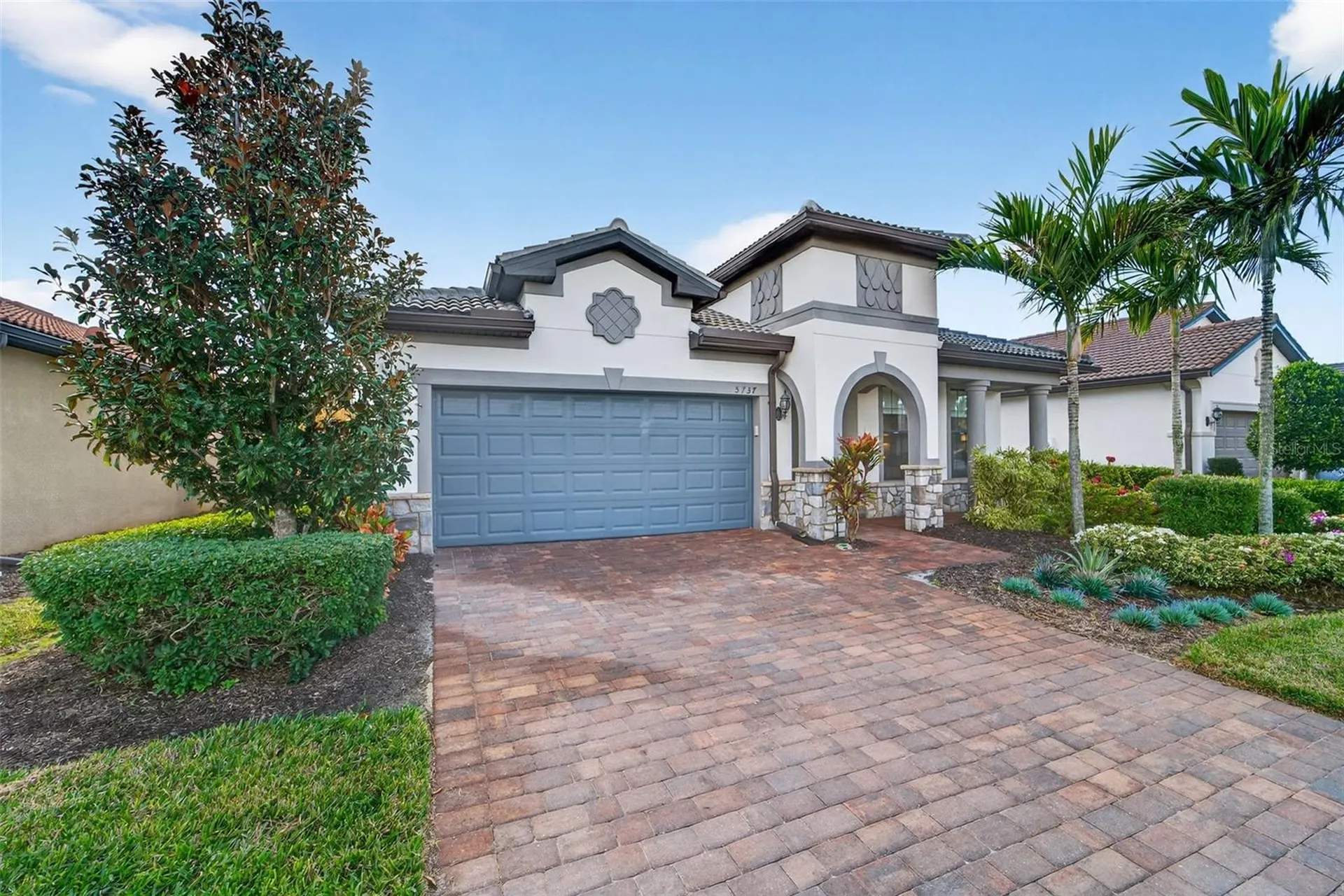 5737 Bay Pine Way Sarasota FL 34238
