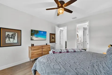 5737 Bay Pine Way Sarasota FL 34238