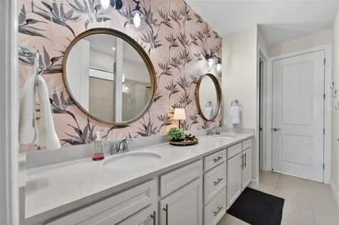 5737 Bay Pine Way Sarasota FL 34238