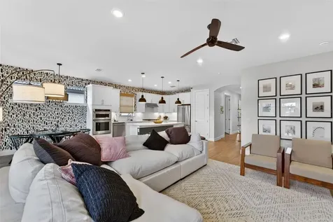 5737 Bay Pine Way Sarasota FL 34238