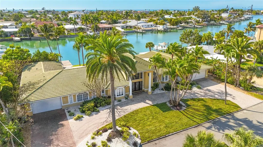 482 Hermosita Drive St Pete Beach FL 33706