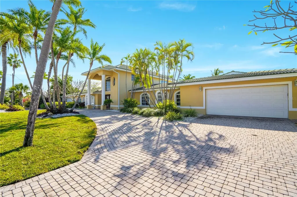 482 Hermosita Drive St Pete Beach FL 33706
