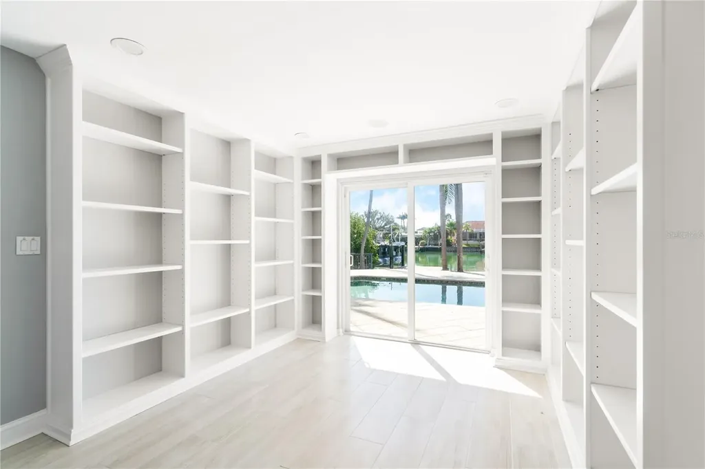 482 Hermosita Drive St Pete Beach FL 33706