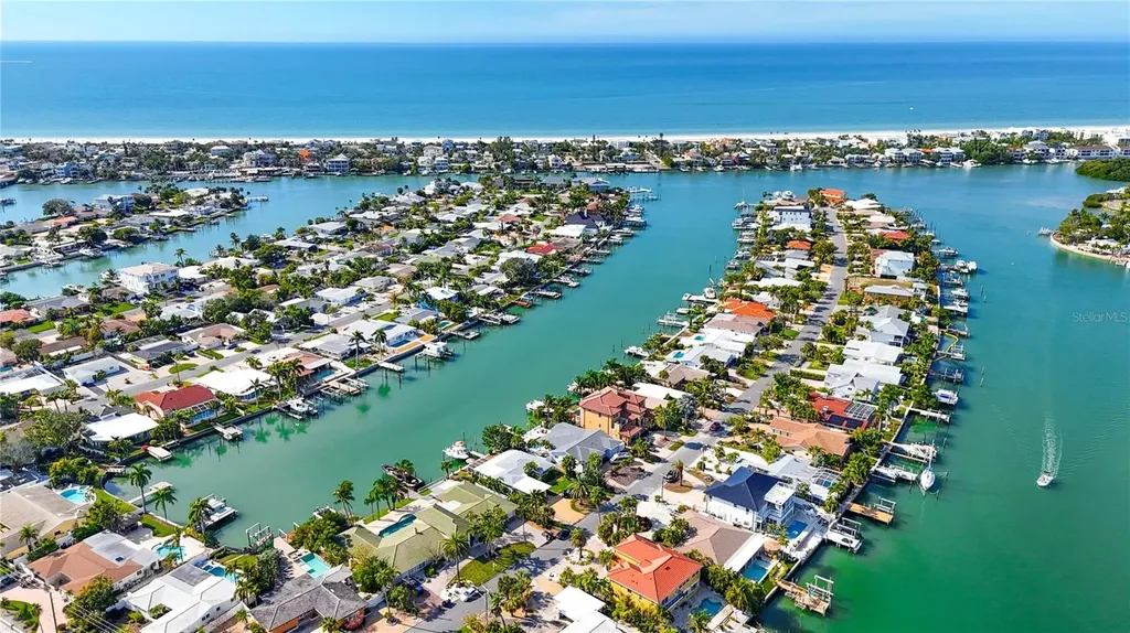 482 Hermosita Drive St Pete Beach FL 33706
