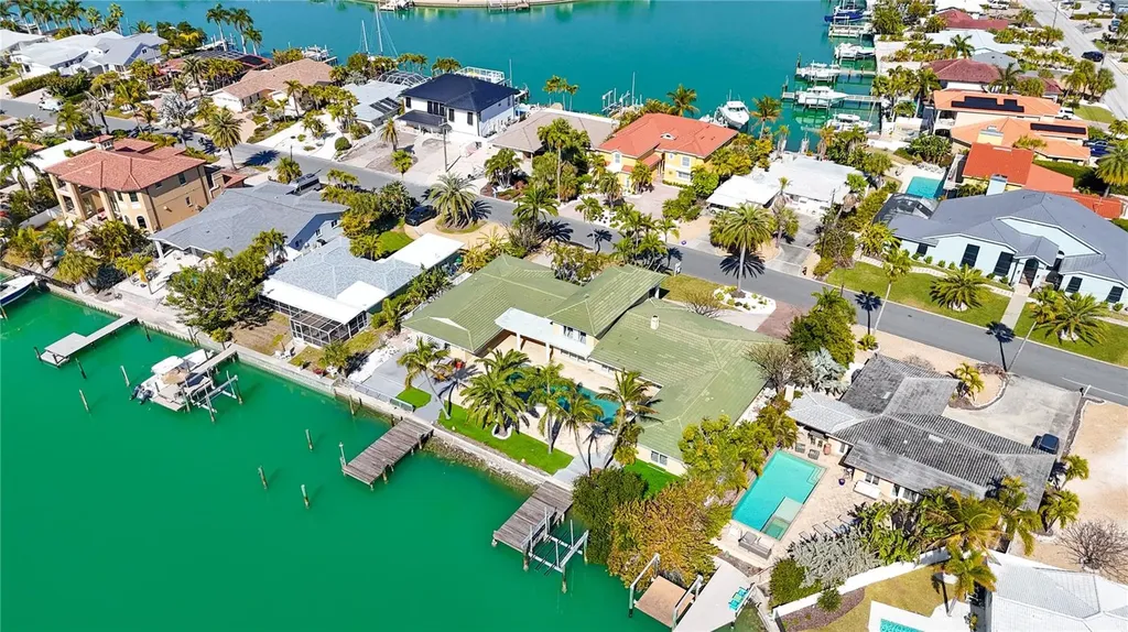482 Hermosita Drive St Pete Beach FL 33706