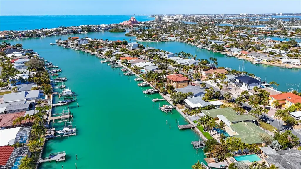482 Hermosita Drive St Pete Beach FL 33706