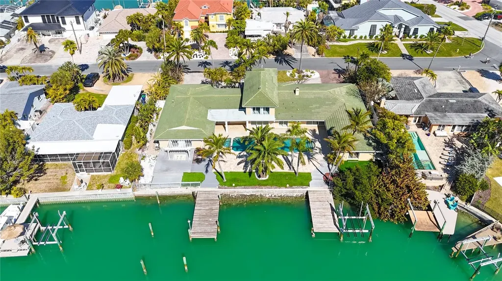 482 Hermosita Drive St Pete Beach FL 33706
