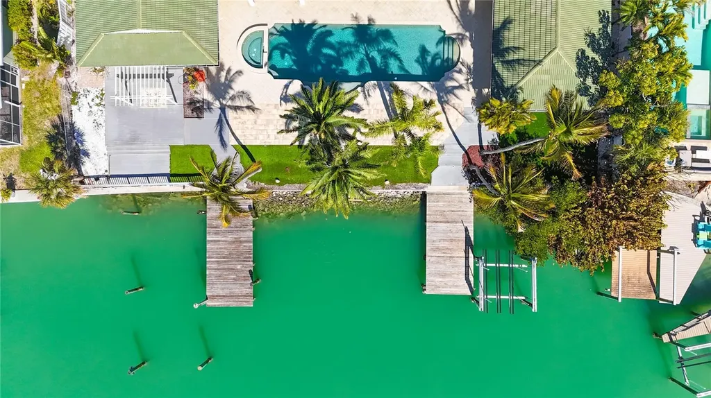 482 Hermosita Drive St Pete Beach FL 33706