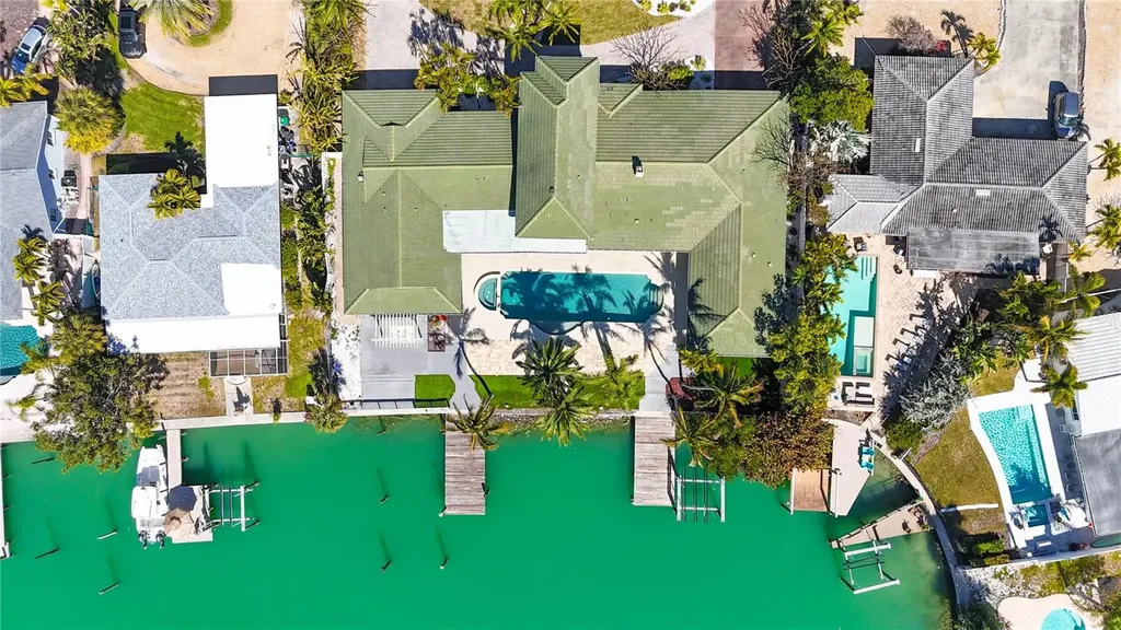 482 Hermosita Drive St Pete Beach FL 33706
