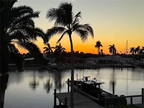 482 Hermosita Drive St Pete Beach FL 33706