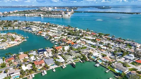 482 Hermosita Drive St Pete Beach FL 33706