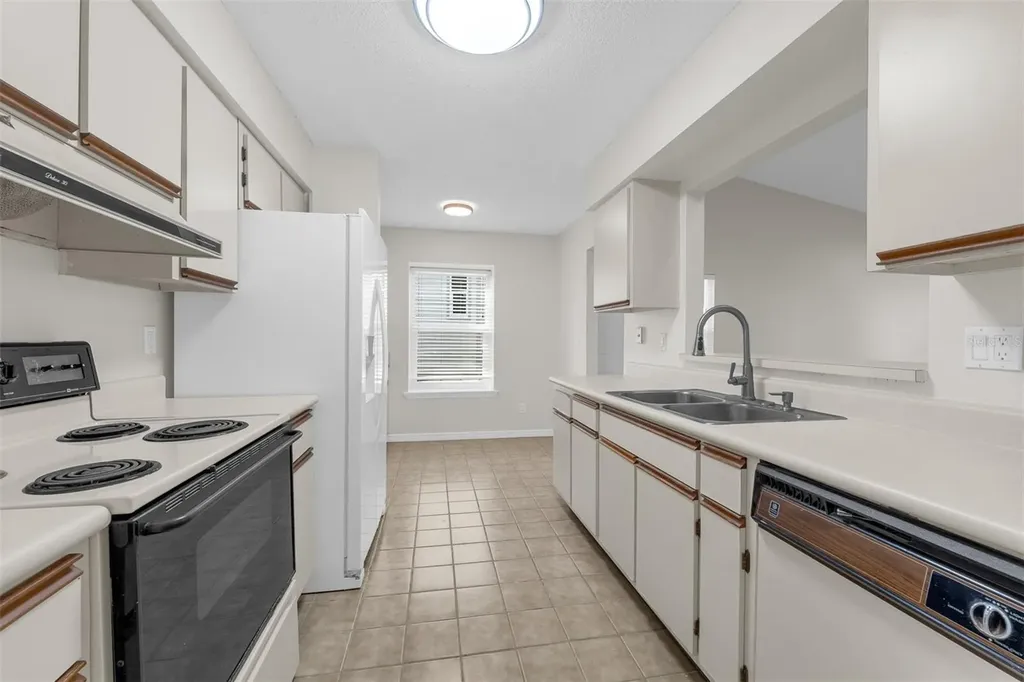 233 Bob White Court Daytona Beach FL 32119