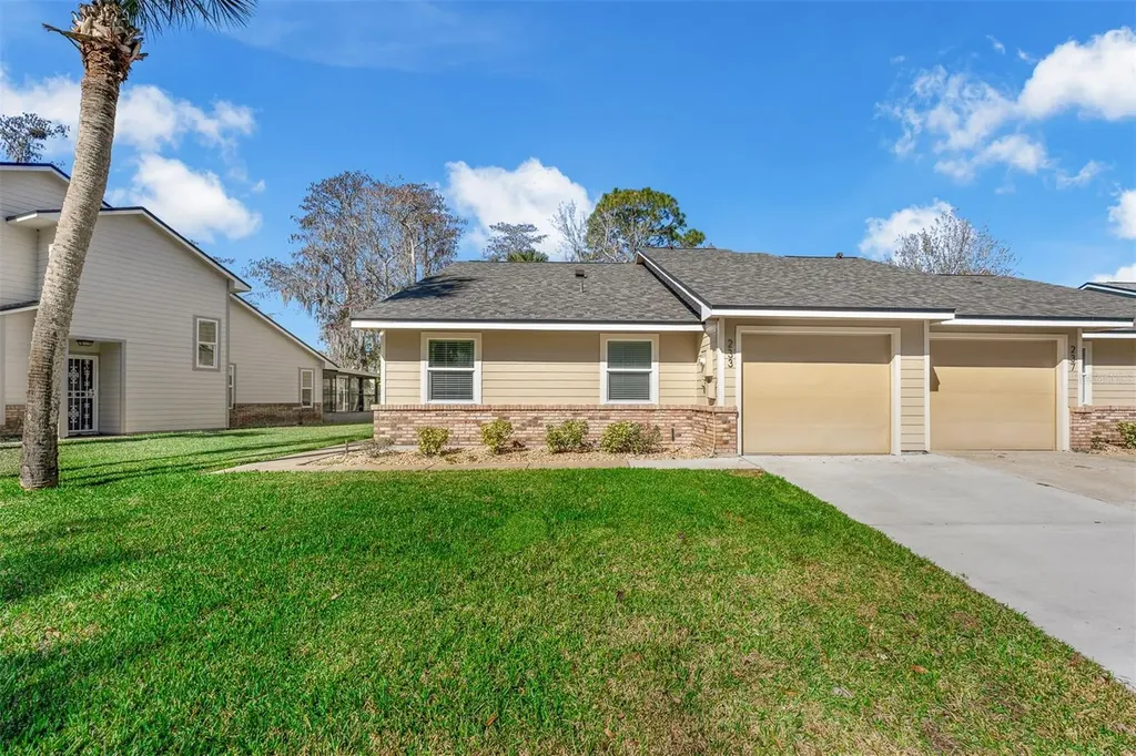 233 Bob White Court Daytona Beach FL 32119