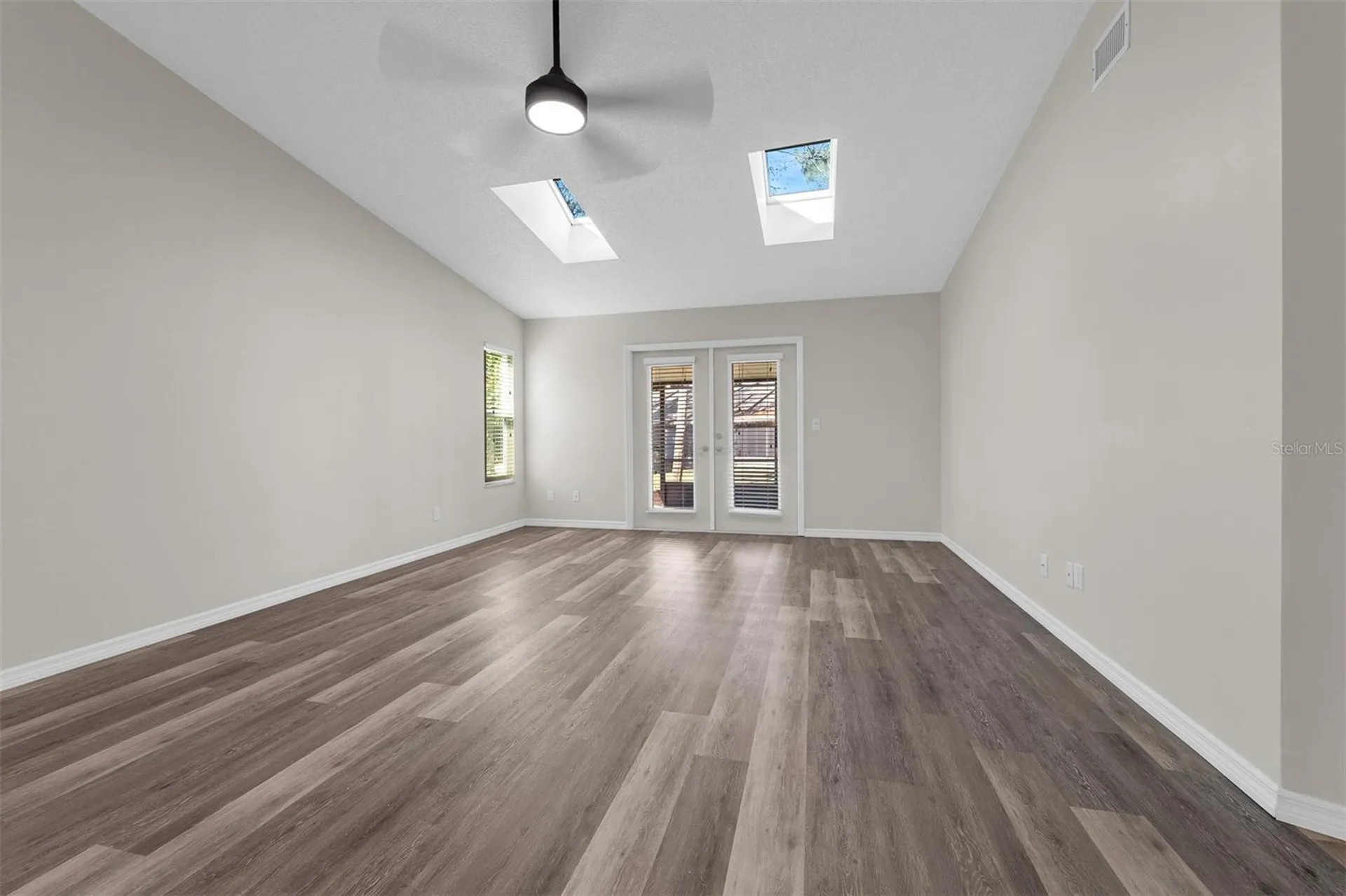 233 Bob White Court Daytona Beach FL 32119