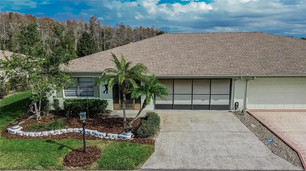 2003 Hartlebury Way Sun City Center FL 33573