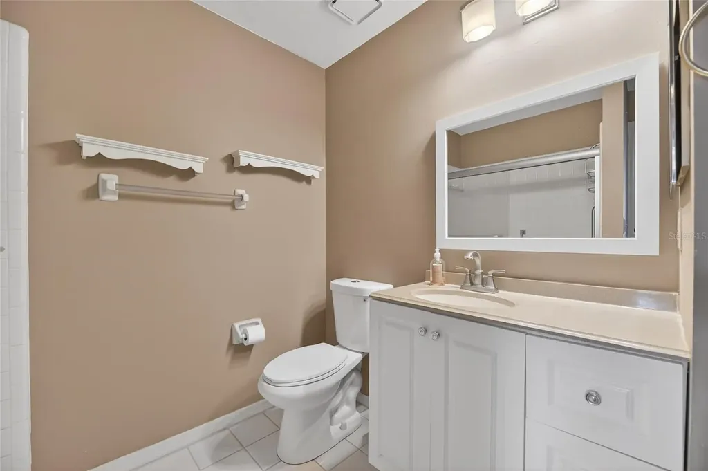 2003 Hartlebury Way Sun City Center FL 33573