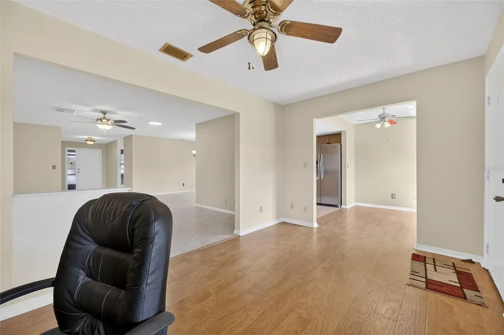 2003 Hartlebury Way Sun City Center FL 33573