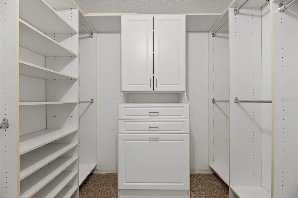 2003 Hartlebury Way Sun City Center FL 33573