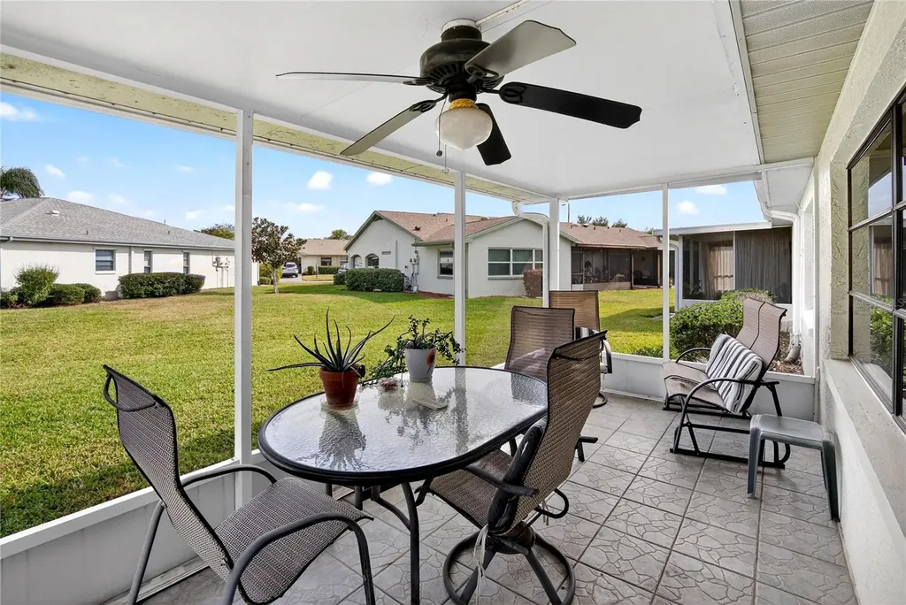 2003 Hartlebury Way Sun City Center FL 33573