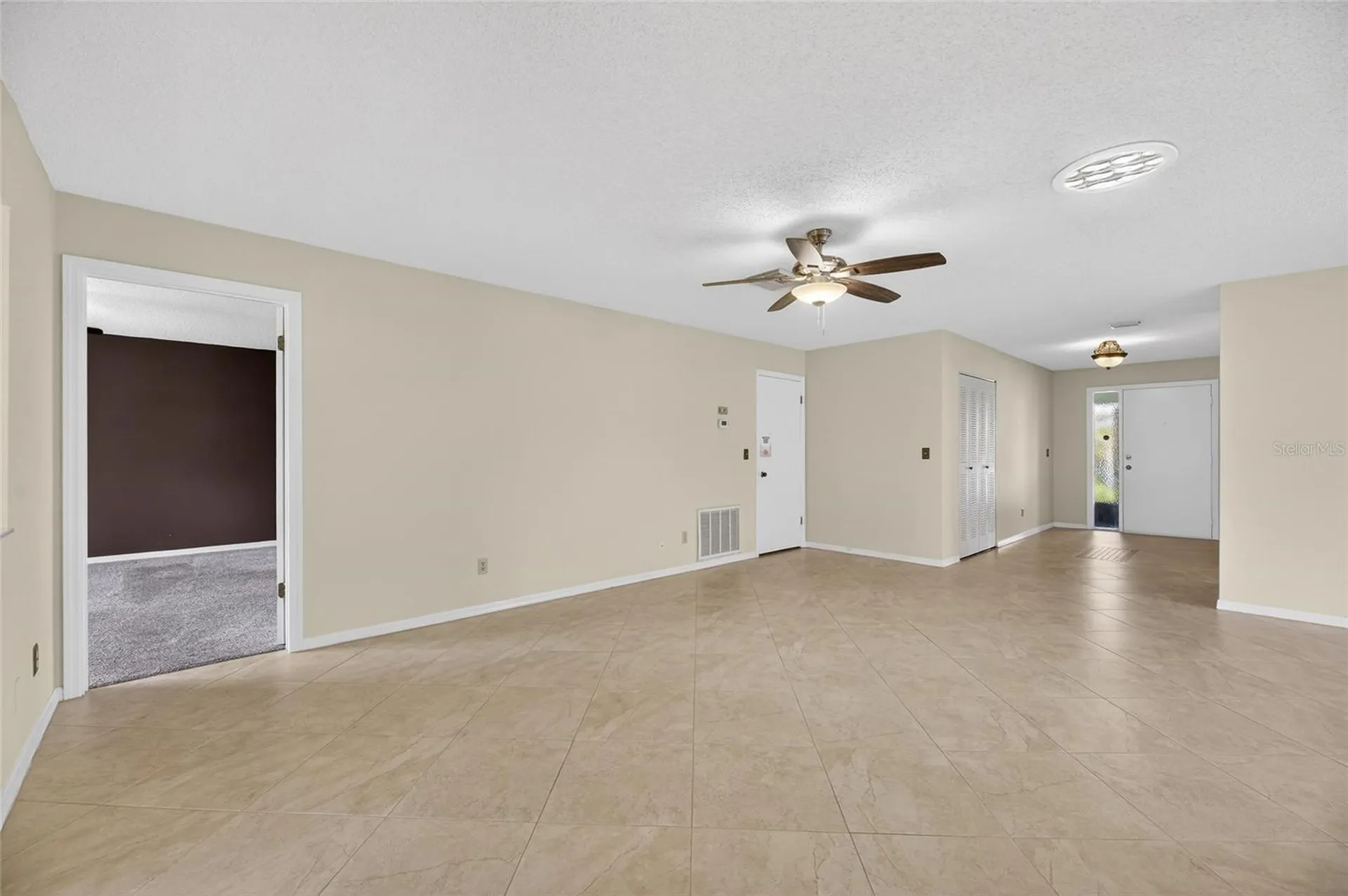 2003 Hartlebury Way Sun City Center FL 33573